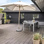 펜션 Five-bedroom In 하데르슬레우