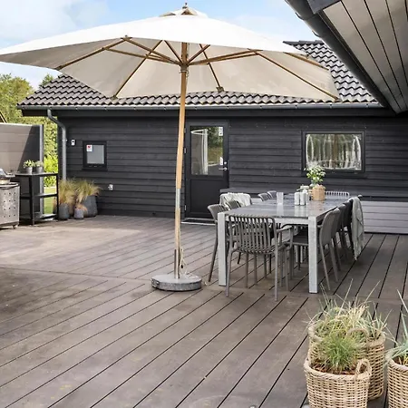 펜션 Five-bedroom In 하데르슬레우