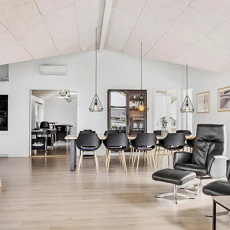 펜션 Five-bedroom In 하데르슬레우