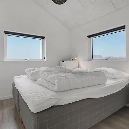 Сasa de vacaciones Five-bedroom In Haderslev