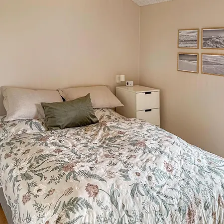 Five-bedroom In Ferienhaus *