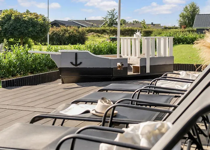 Ferienhaus Five-bedroom In