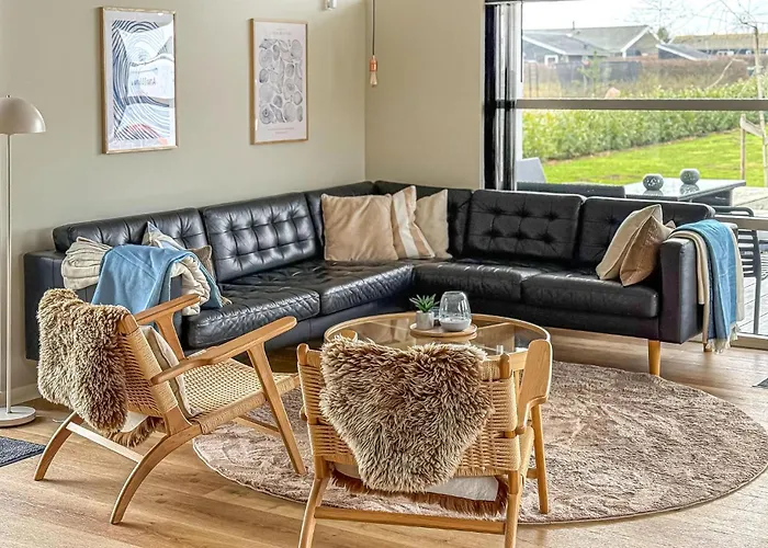 Five-bedroom In Ferienhaus *